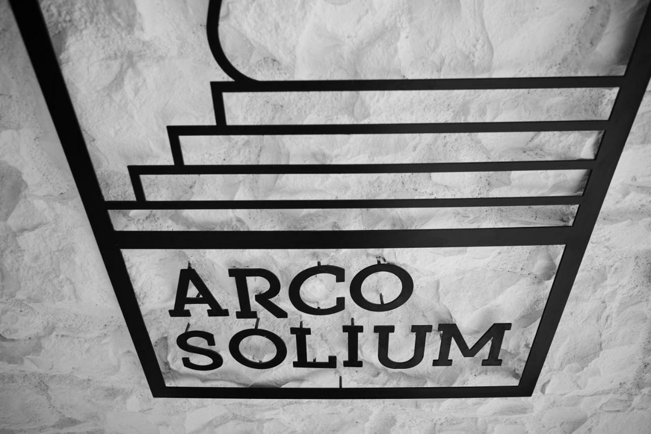 Arco Solium Suites Adamantas Eksteriør billede